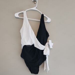 Colorblock Wrap One-Piece Swimsuit in Black & White